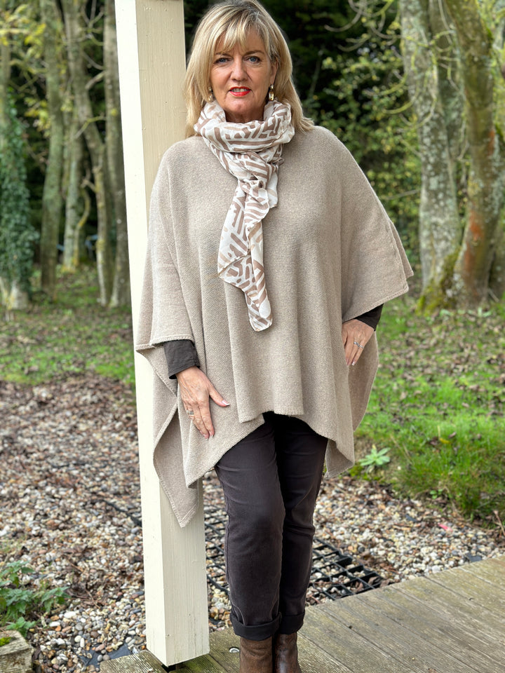 Cashmere Blend Knitted Poncho | Taupe