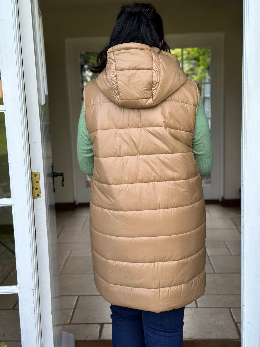 Padded Longline Gilet Curve | Camel