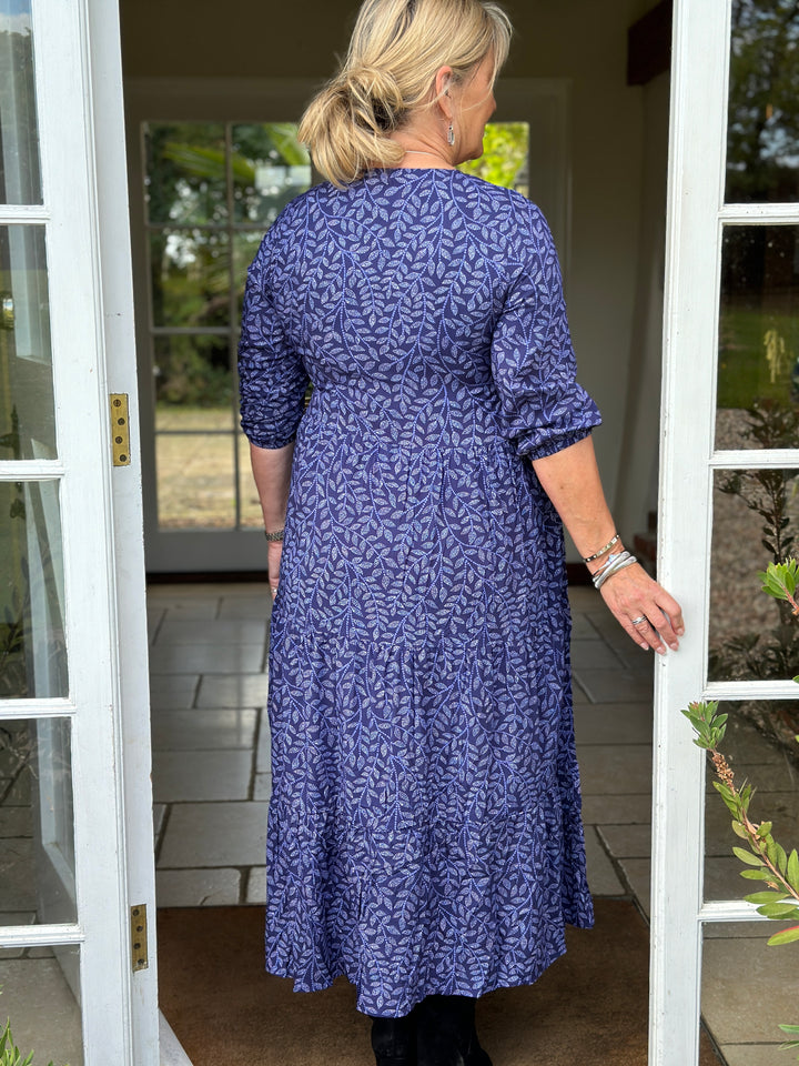 Leaf Print Tiered Maxi Dress | Navy