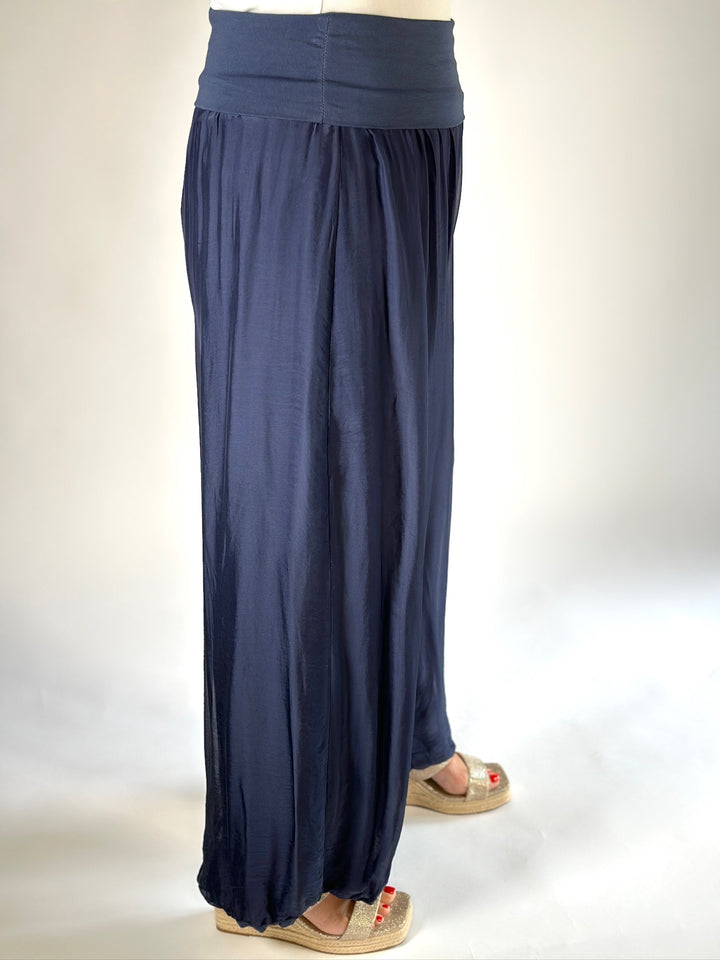 Regular Silk Floaty Trousers | Navy