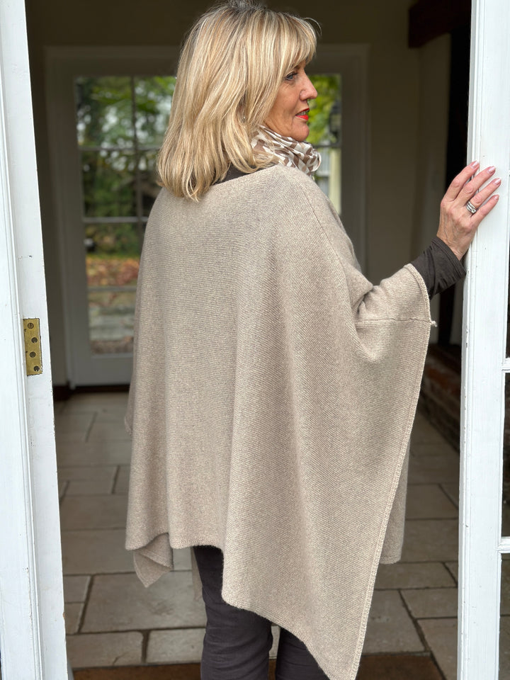 Cashmere Blend Knitted Poncho | Taupe