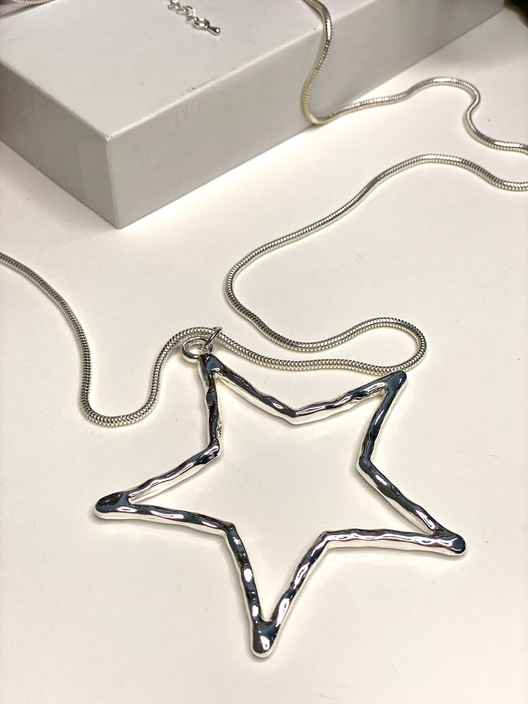 Star Pendent Necklace | Silver