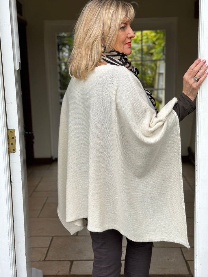 Cashmere Blend Knitted Poncho | Oatmeal