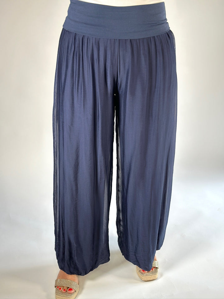 Regular Silk Floaty Trousers | Navy