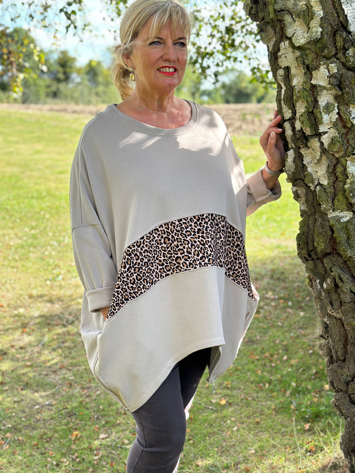 Leopard Zip Detail Sweatshirt | Taupe