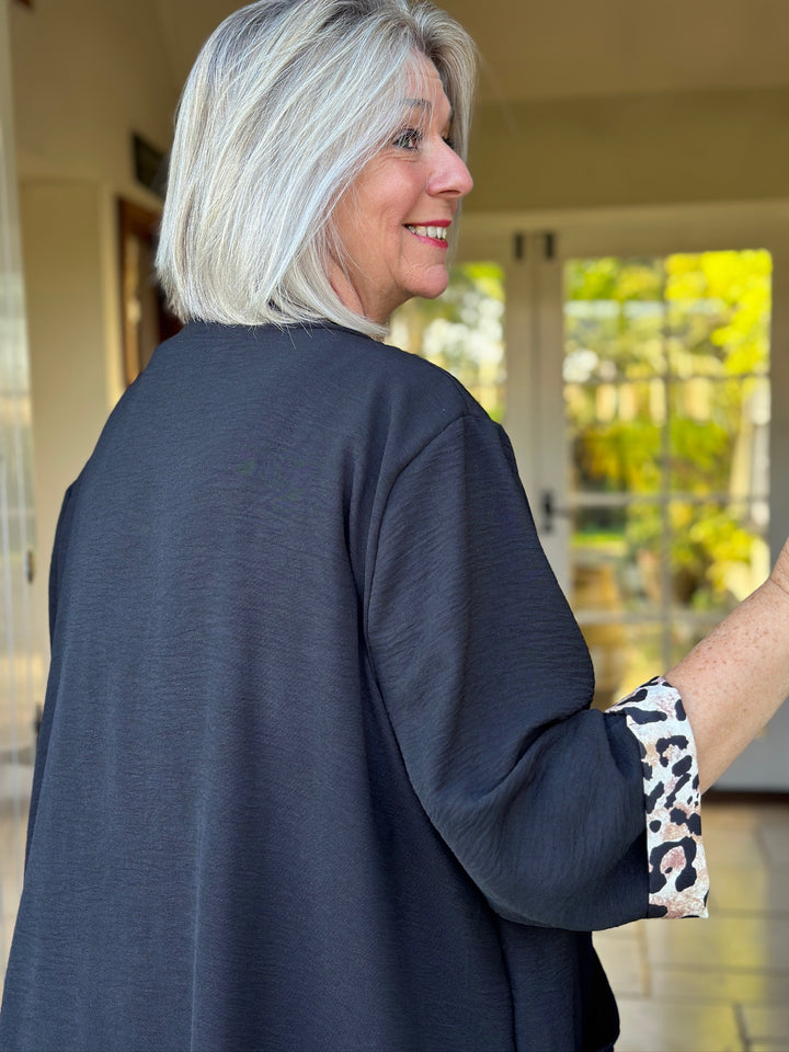 Animal Print Detail Pocket Blazer | Black