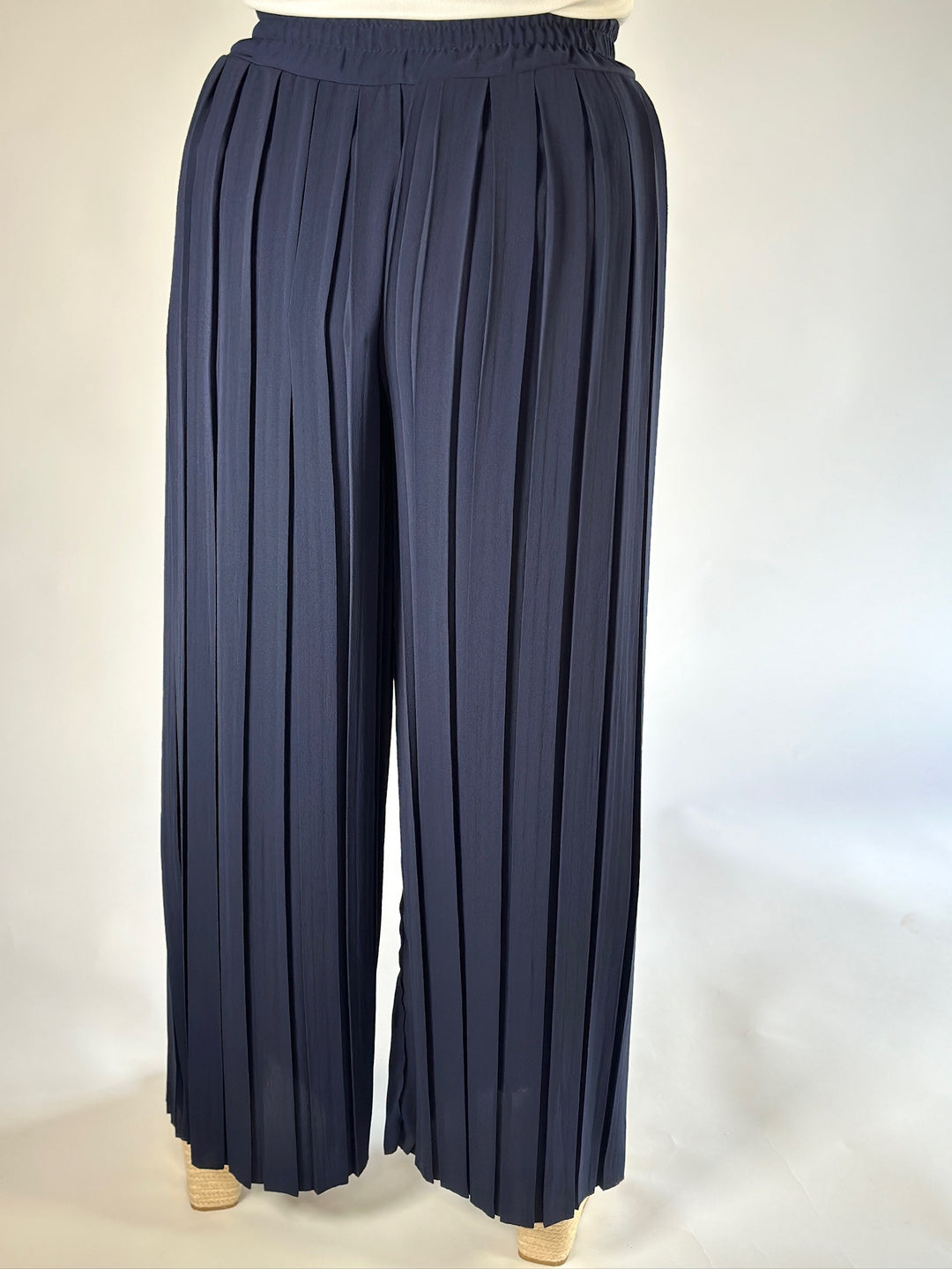 Wide Leg Pleated Trousers | Navy