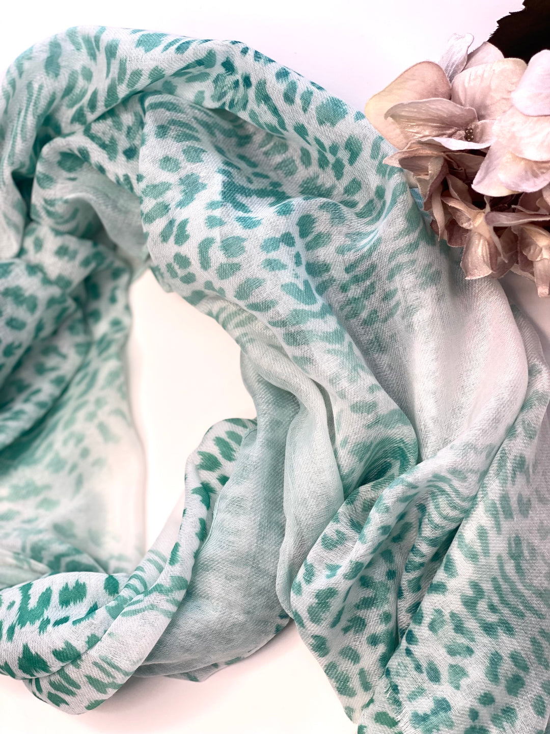 Animal print scarf | Mint