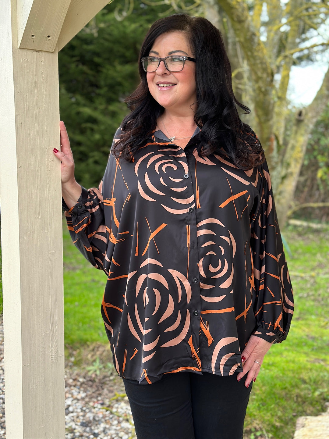 Satin Feel Rose Print Blouse | Black/Tan